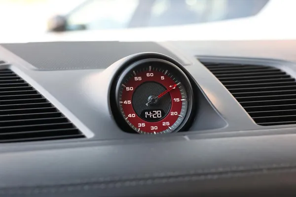 Car image 29