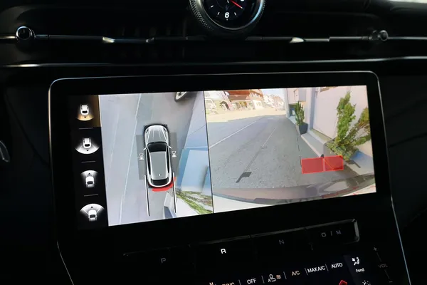 Car image 27
