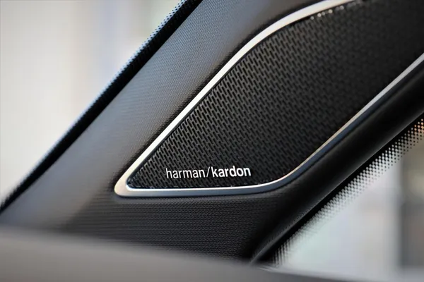 Car image 31