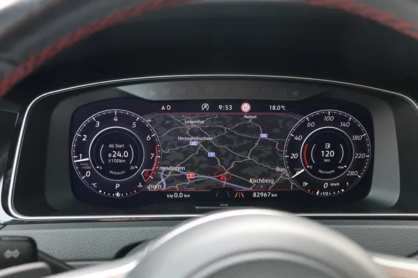Car image 27