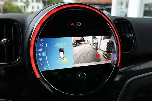 Car image 21