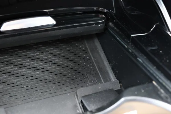 Car image 33