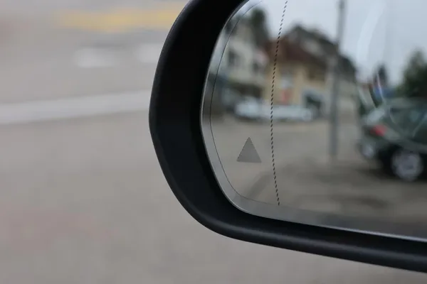 Car image 27