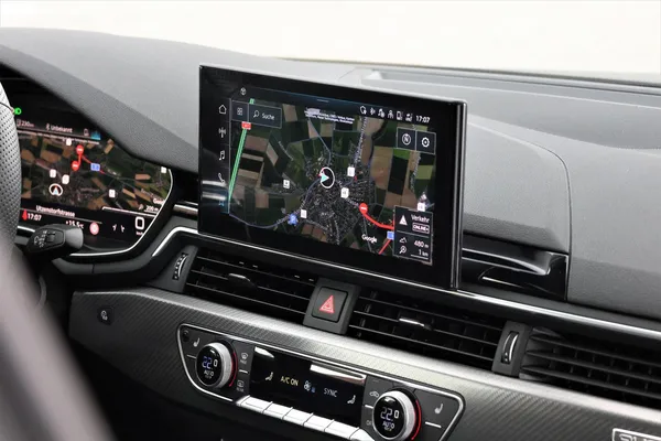 Car image 23