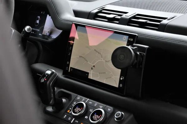 Car image 20