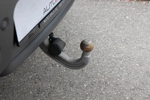 Car image 33