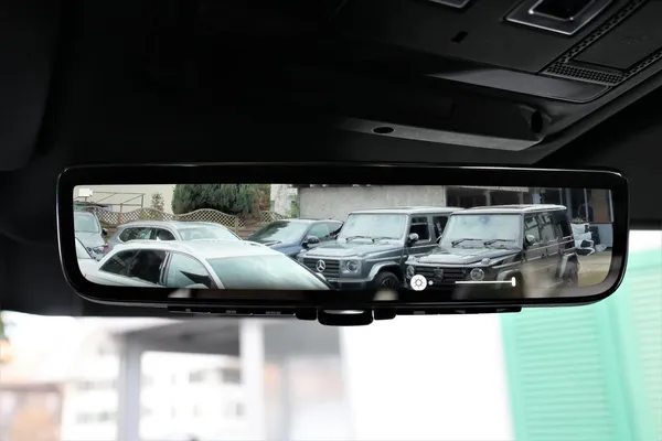 Car image 35