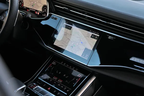 Car image 22