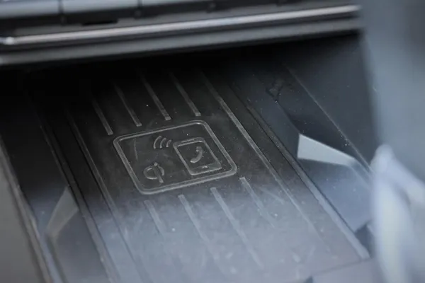 Car image 29