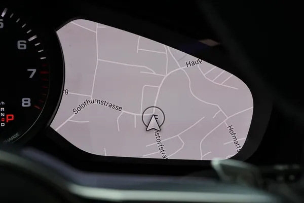 Car image 30