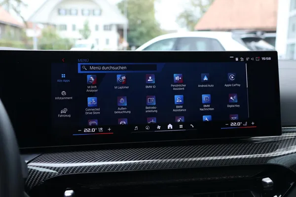 Car image 26
