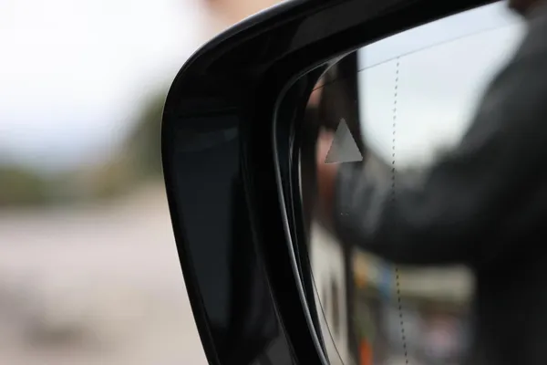 Car image 33