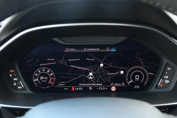 Car image 28