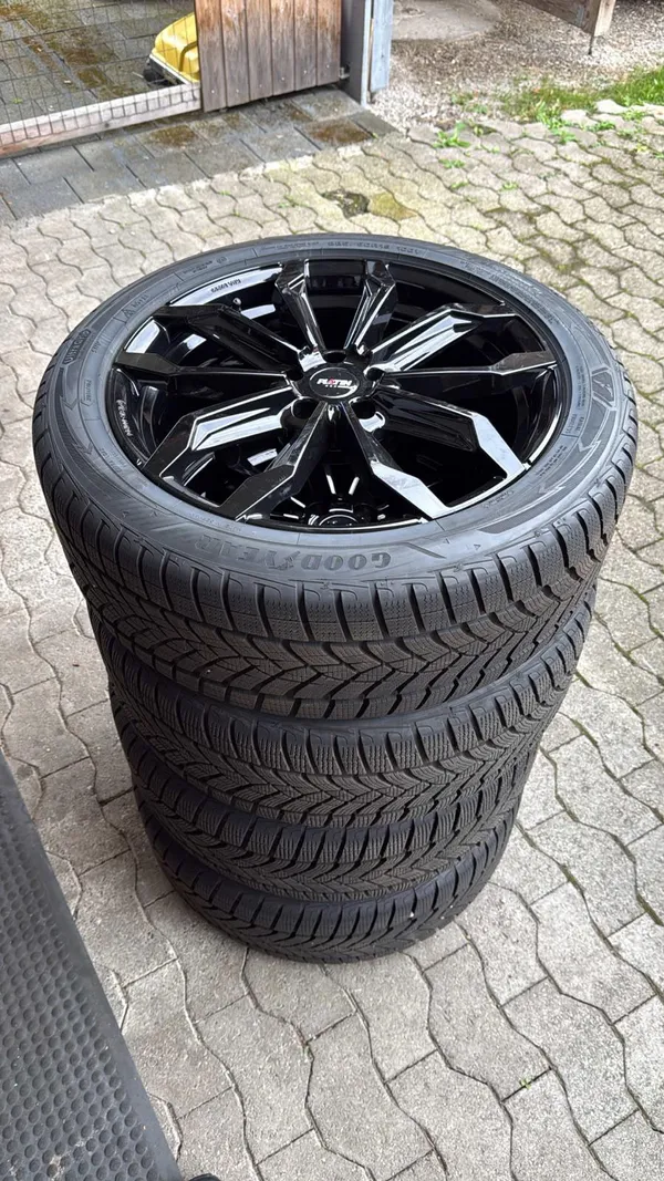 Car image 31