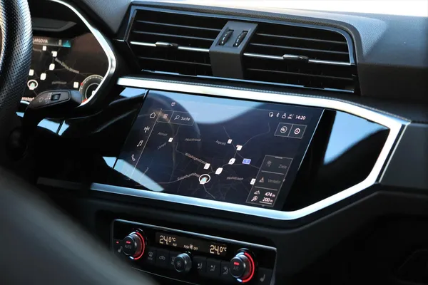 Car image 22