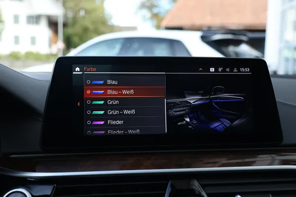 Car image 21