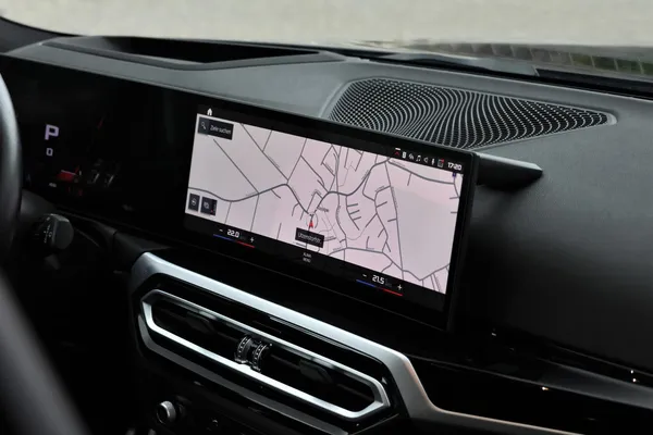 Car image 23