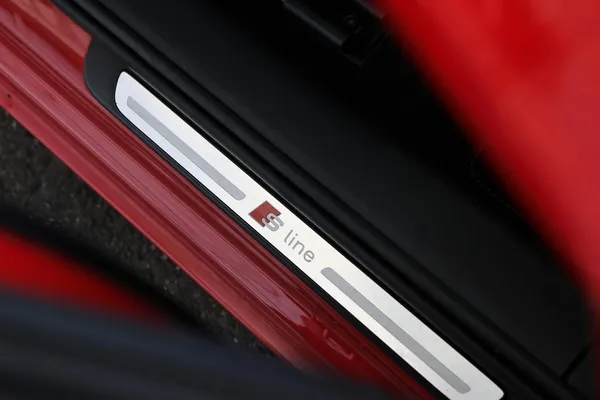 Car image 22