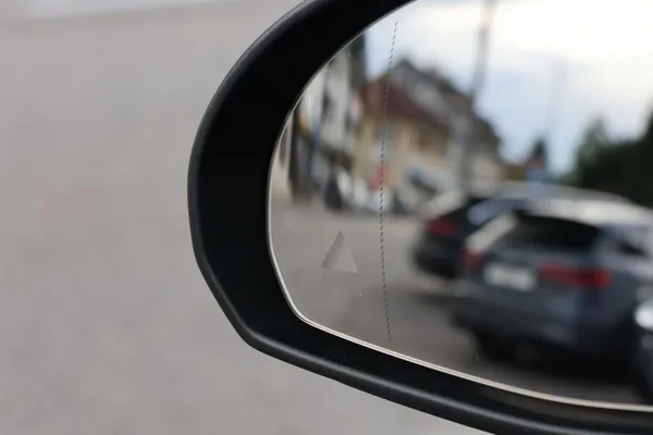 Car image 29