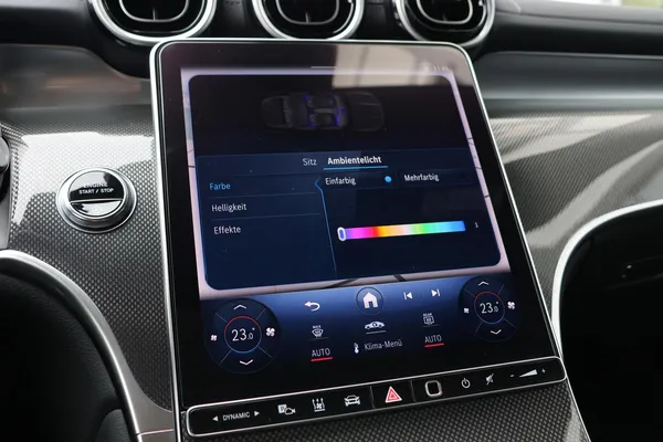 Car image 26