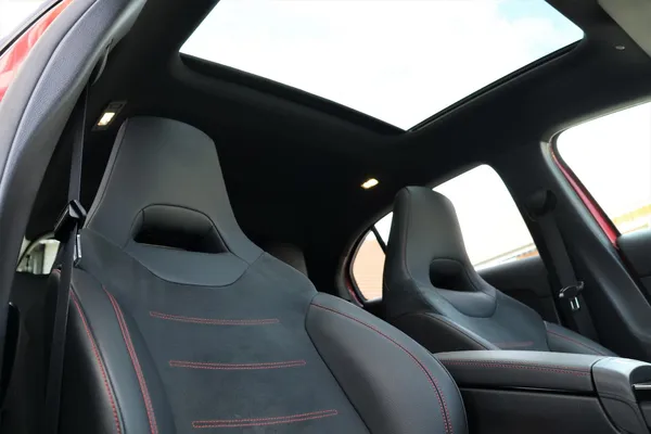 Car image 20