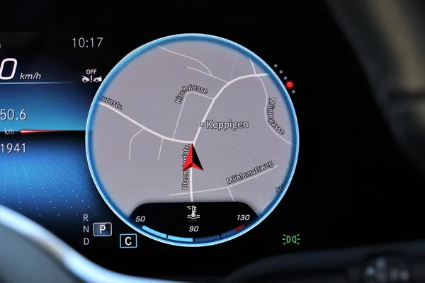 Car image 24