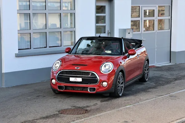 Car image 7