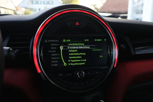Car image 26