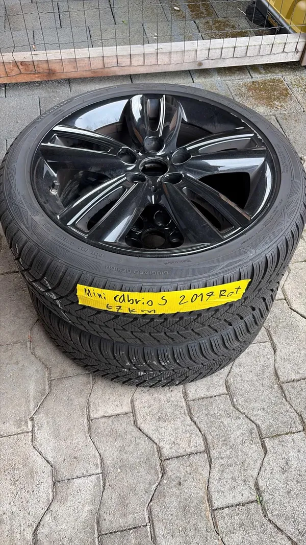 Car image 29