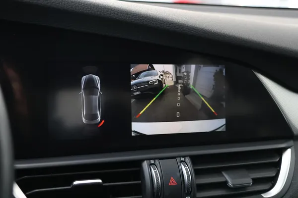 Car image 21