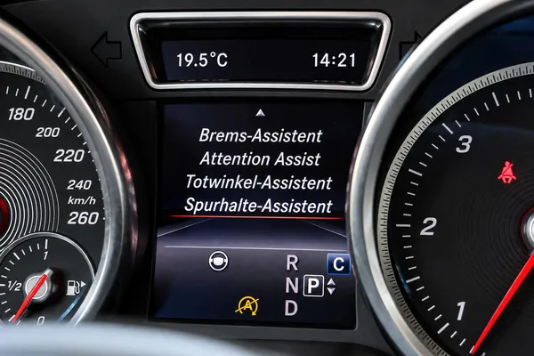 Car image 27