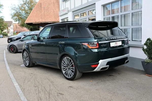 Car image 8