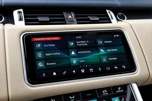 Car image 24