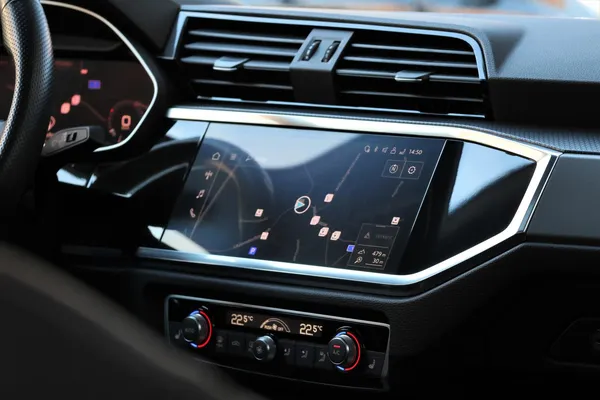 Car image 23