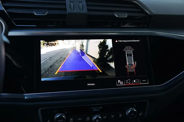 Car image 21