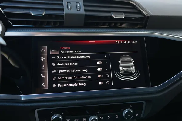 Car image 23