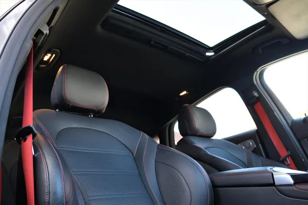 Car image 27