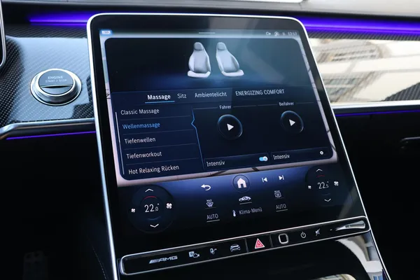 Car image 33