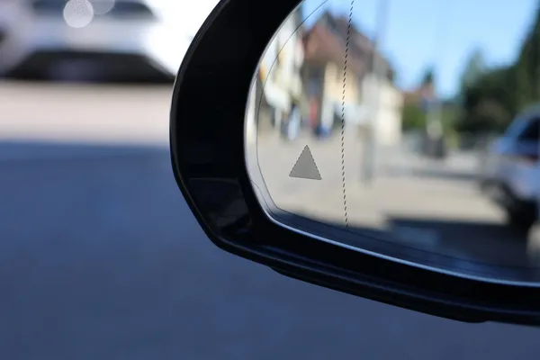 Car image 39