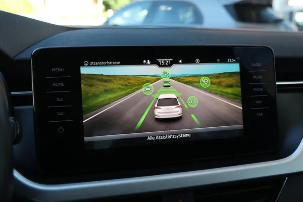 Car image 21