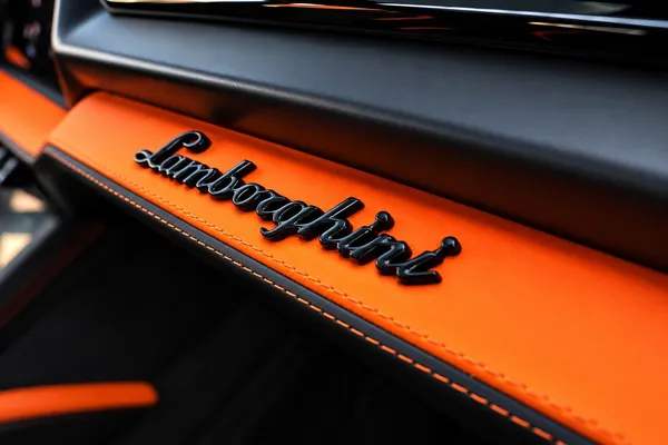 Car image 28