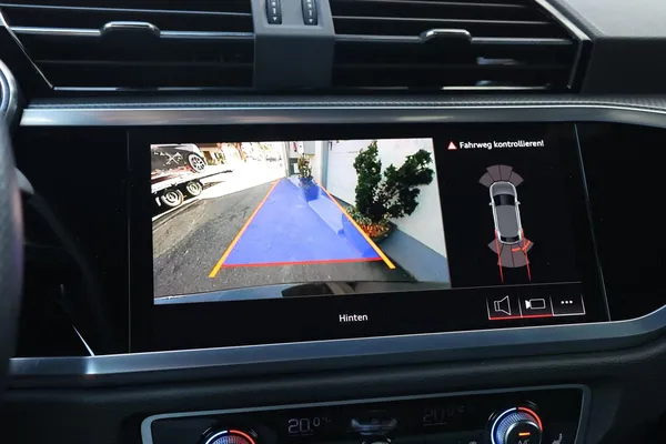 Car image 22