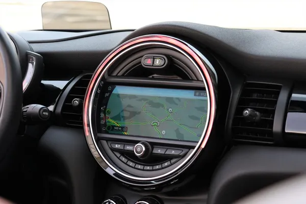 Car image 26