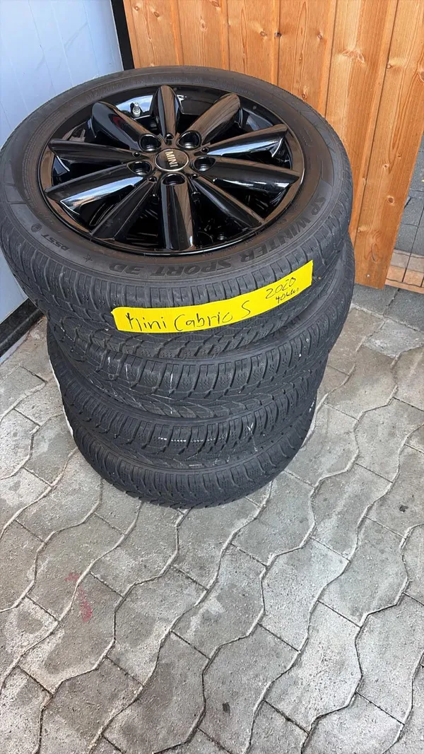 Car image 33