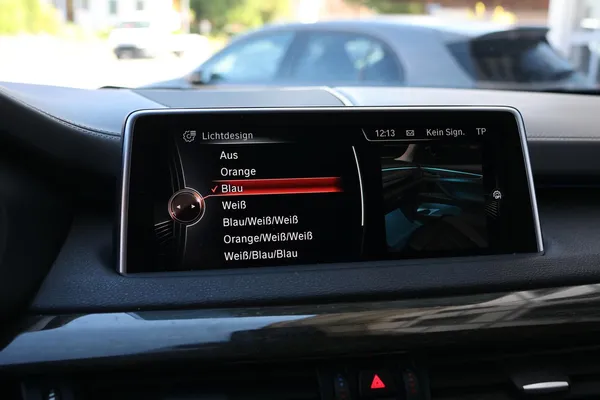 Car image 29