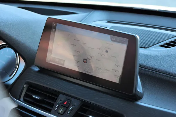 Car image 19