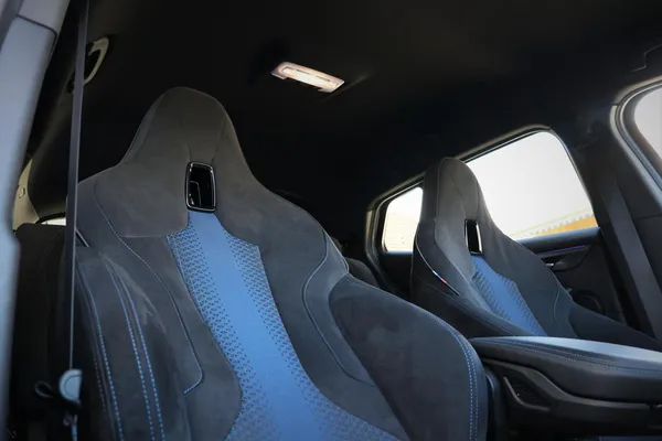Car image 20
