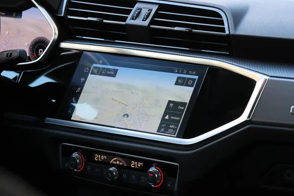 Car image 22