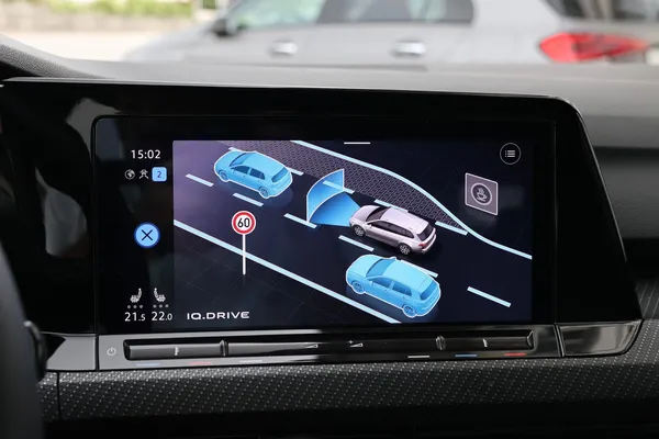 Car image 26