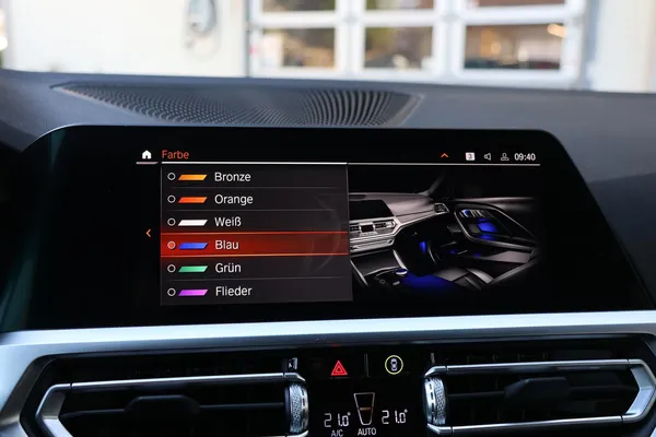 Car image 26